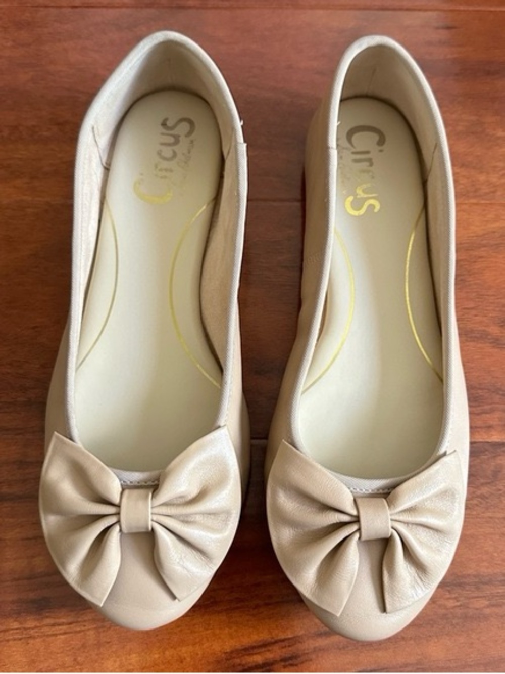 Circus by Sam Edelman Taupe Bow Ballet Flats Brand New